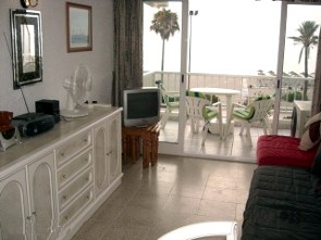 Edif Espana: living room