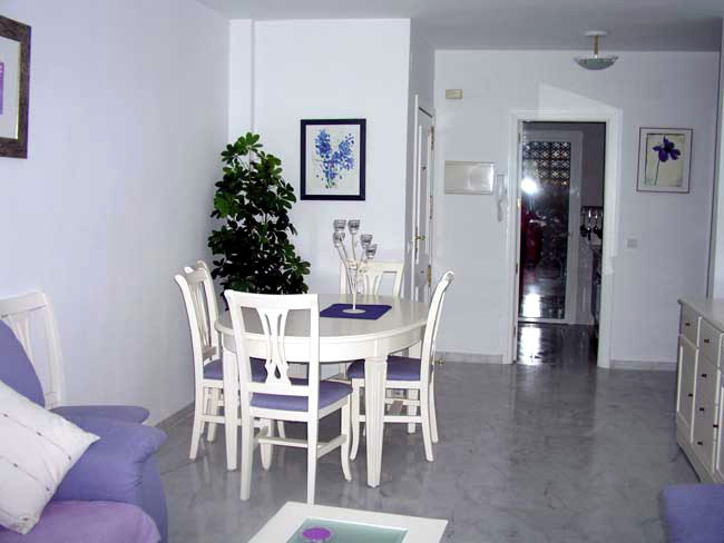 Las Flores apartment: interior