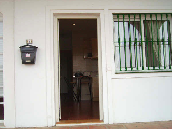Pueblo La Quinta apartment: exterior